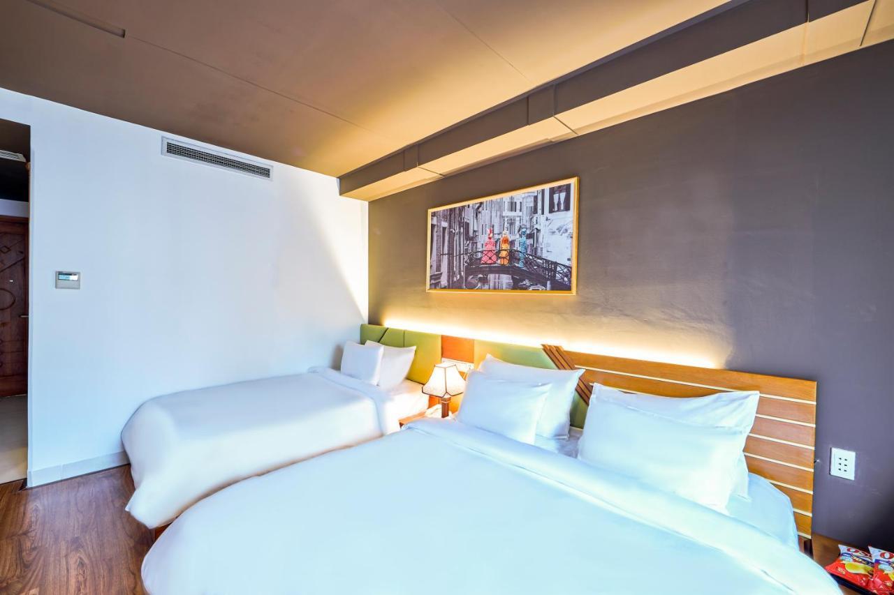 The Noble Swan Hotel Saigon Хошимин Экстерьер фото