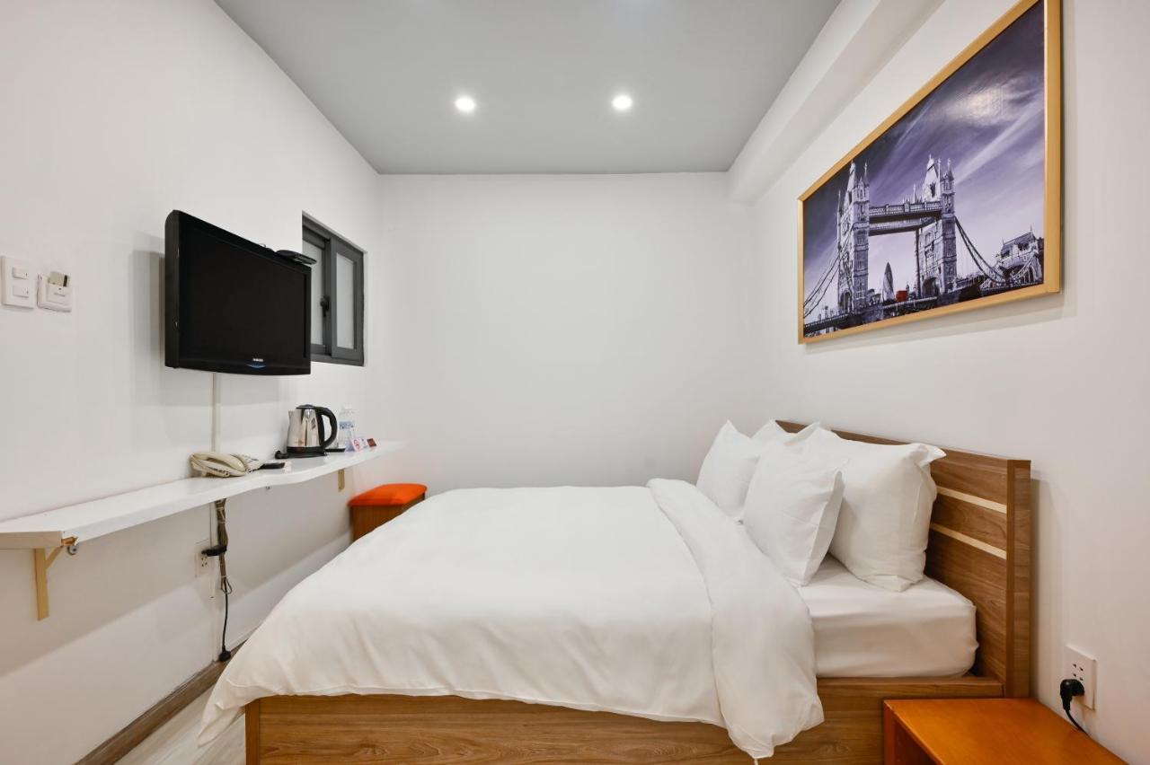 The Noble Swan Hotel Saigon Хошимин Экстерьер фото